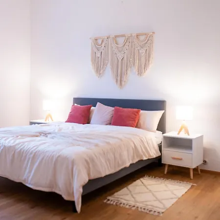 Stilvoll Und Gemuetlich - Wohnen Mit Flair Appartement *